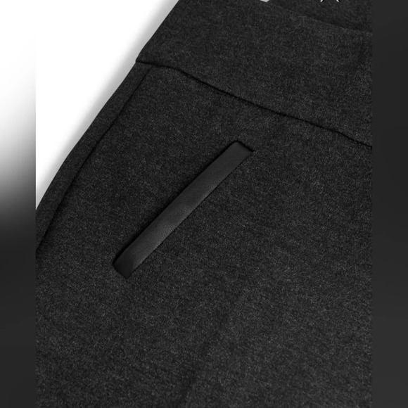 Laura Petite Straight  Leg Pull-On Pants with Contrast Trim - Picture 6 of 10